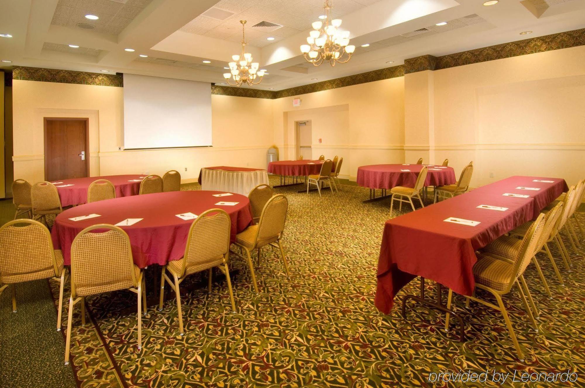 Drury Inn & Suites กรีนวิลล์ ภายนอก รูปภาพ